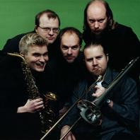 Mr. Fonebone, 2001