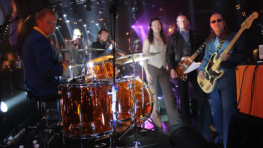 Lipsaset 25-vuotta la 11.03.2023 18:00   Artisti:  Lipsaset   Paikka: House of Olaf, Savonlinna, Suomi      Osta liput (25 &euro;)       Liput: 25 &euro;  (tiketti.fi)