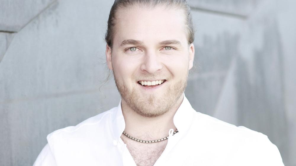 Rakkaudella-itienpivkonsertti: Teemu Roivainen la 10.05.2025 18:00   Artisti:  Teemu Roivainen   Paikka: Kulttuuritalo Grand, Porvoo, Suomi      Osta liput (35,60 &euro;)       Liput: 35,60 &euro;  (lippu.fi)