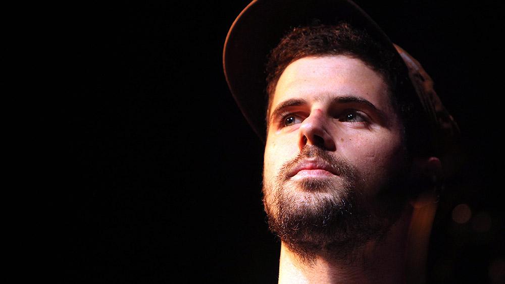 Nick Mulvey (GBR) ke 08.10.2025 20:00   Artisti:  Nick Mulvey (GBR)   Paikka: G Livelab, Helsinki, Suomi      Osta liput (29,50 &euro;)       Liput: 29,50 &euro;  (tiketti.fi)