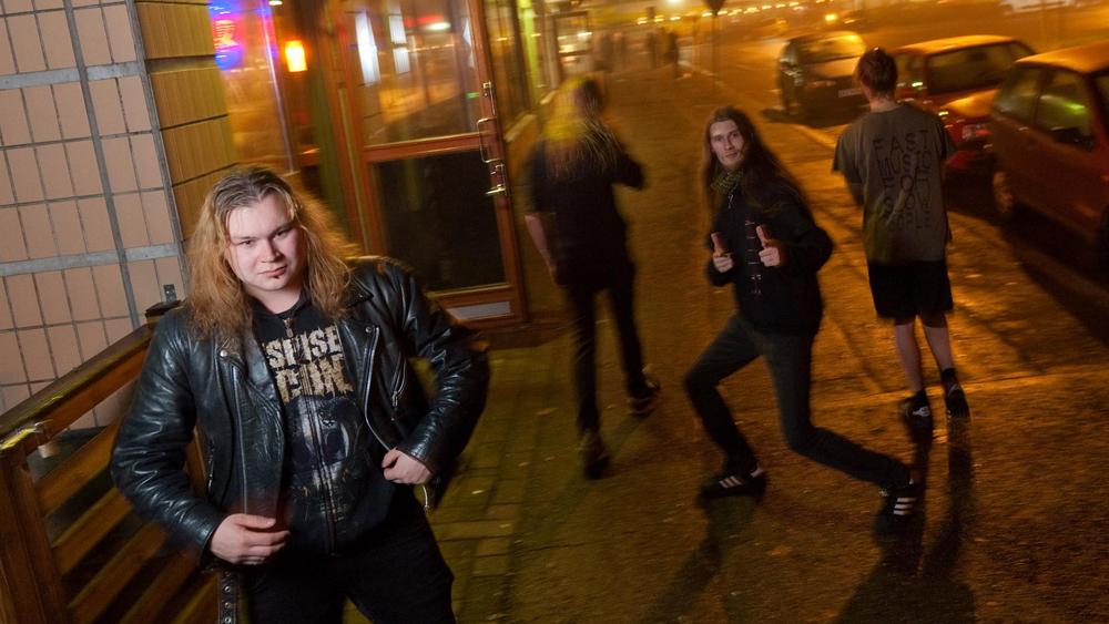 See You In Hell: Festerday, Devenial Verdict, Wretched Path la 05.07.2025 20:00   Artistit:  Devenial Verdict,  Festerday   Paikka: Bar Loose, Helsinki, Suomi      Osta liput (16 &euro;)       Liput: 16 &euro;  (tiketti.fi)
