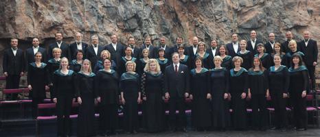 Uudenvuoden Konsertti: Helsingin filharmoninen kuoro su 31.12.2023 18:00   Artisti:  Helsingin Filharmoninen Kuoro   Paikka: Helsingin Tuomiokirkko, Helsinki, Suomi      Osta liput (33,60 &euro;)       Liput: 33,60 &euro;  (lippu.fi)