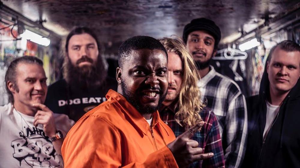 Lhibotox, Nykypost ke 28.05.2025 20:00   Artistit:  Lhibotox,  Nykypost   Paikka: Tavastia-klubi, Kamppi, Helsinki, Suomi      Osta liput (25 &euro;)       Liput: 25 &euro;  (tiketti.fi)