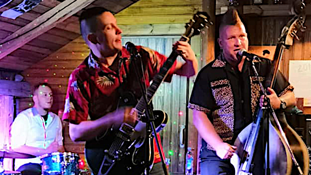 Hellblazers la 31.12.2022 22:00   Artisti:  Hellblazers   Paikka: Tiittalan kartano, Sulkava, Suomi  Liput: 8 &euro;