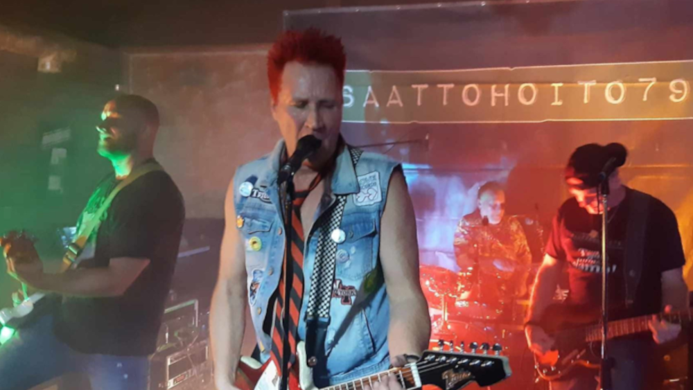 Kyyvesi Punk: Aino ja Hajonneet, No Ei!, Likaiset Pikkarit, Grillijono K.O., Saattohoito79, Hullut Koirat, Konkurse, Nahkatakkimies & Partajtk vs. Rollerin Poket, 1313 04.07. - 05.07.2025   Artistit:  Saattohoito79,  Aino & Hajonneet,  Grillijono K.O.,  Likaiset Pikkarit   Paikka: Wanha Saha, Haukivuori, Mikkeli, Suomi      Osta liput (30/55  (1/2pv)&euro;)       Liput: 30/55  (1/2pv)&euro;  (wanhasaha.fi)