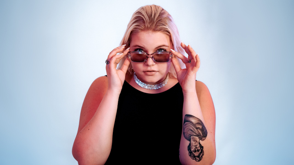 Suomipop Festivaali Jyvskyl: Haloo Helsinki!, Gasellit, Jenni Vartiainen, Apulanta, Kaija Koo, Vesterinen Yhtyeineen, Portion Boys, Ellinoora, Robin Packalen, Samuli Putro, Hugo, Arttu Wiskari, Rodeo, Mariska, Anssi Kela, Bee, Stig, Jaakko Kulta ym. 10.07. - 12.07.2025   Artistit:  Bee,  Anssi Kela,  Arttu Wiskari,  Apulanta,  Gasellit,  Bess,  Behm,  Erika Vikman,  Hugo,  Haloo Helsinki,  Jenni Vartiainen,  Kaija Koo,  Ellinoora,  Mirella,  Mariska,  Rodeo,  Roope Salminen & Koirat,  Jaakko Kulta,  Stig,  Samuli Putro,  Portion Boys,  Robin Packalen,  Vesterinen Yhtyeineen   Paikka: Lutakonaukio, Jyvskyl, Suomi      Osta liput (109/151/176  (1/2/3pv)&euro;)       Liput: 109/151/176  (1/2/3pv)&euro;  (tiketti.fi)