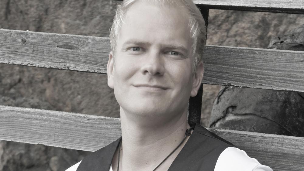 Lavatanssit: Ylintu, Simo Silmu, Mikko Mkelinen, Myrskylyhty pe 22.08.2025 20:00   Artistit: Myrskylyhty,  Mikko Mkelinen,  Simo Silmu,  Ylintu   Paikka: Kuikan lava, Tikkakoski, Jyvskyl, Suomi  Liput: 22 &euro;